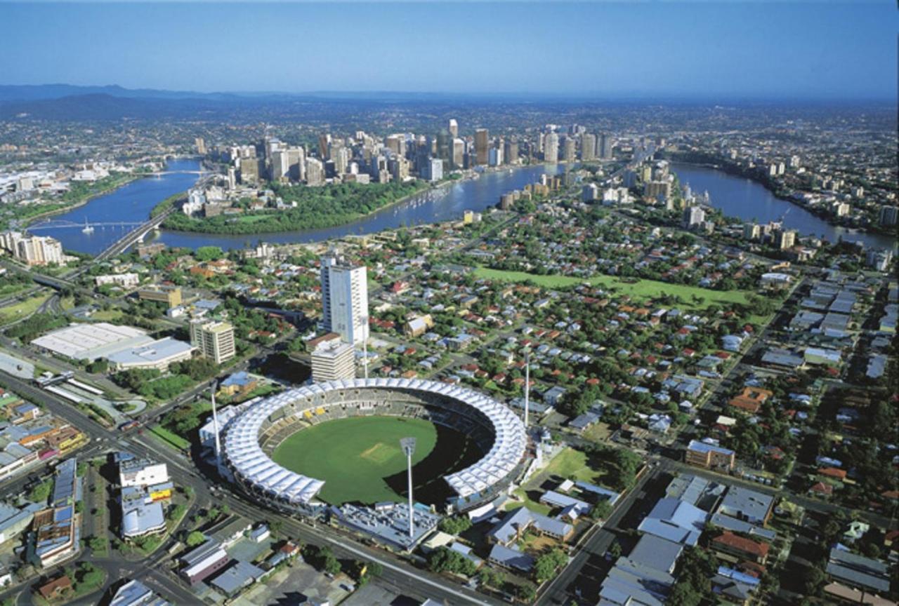 Amazing River View - 3 Bedroom Apartment - Brisbane Cbd - Netflix - Fast Wifi - Carpark Екстер'єр фото