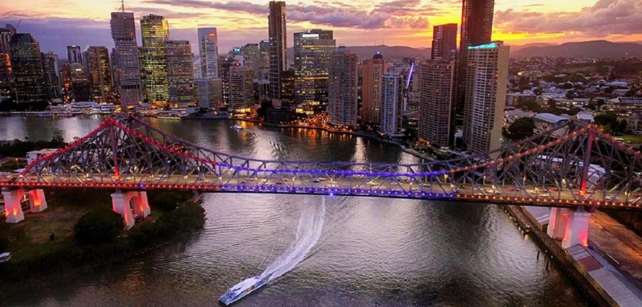 Amazing River View - 3 Bedroom Apartment - Brisbane Cbd - Netflix - Fast Wifi - Carpark Екстер'єр фото